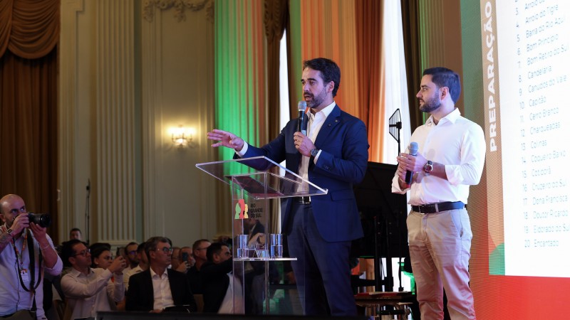 Eduardo Leite e Gabriel Souza lan&ccedil;am o ClimaRS, plataforma integrada de monitoramento clim&aacute;tico